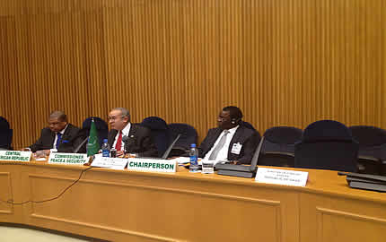 (From L-R) CAR’s Premier Nicolas Tiangaye,  Ambassador Ramtane Lamamra, AU Commissioner for Peace and Security and Mr. Basile Ikouebe, Minister of Foreign Affairs, Cooperation and La Francophonie of the Republic of the Congo
